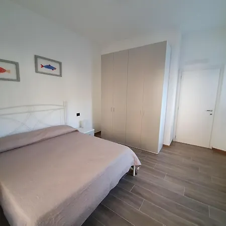 Apartment Seafront Riva Fronte Mare *