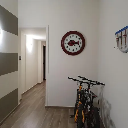 Seafront Riva Fronte Mare Apartment *